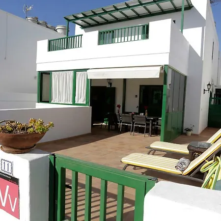 Apartment La Antesala Playa Honda (Lanzarote)