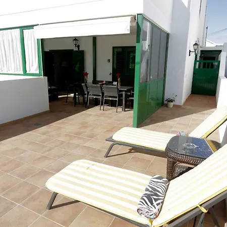 Apartment La Antesala Playa Honda (Lanzarote)